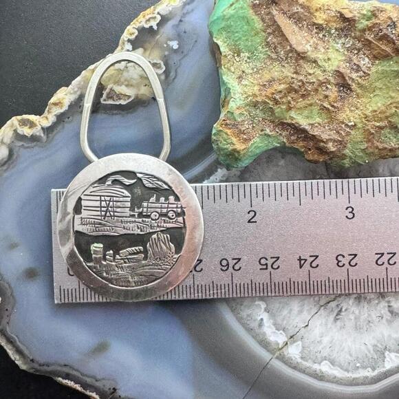 Vintage Tillie Jon Native American Sterling Silver Overlay Rez Life Keyring - Picture 9 of 10